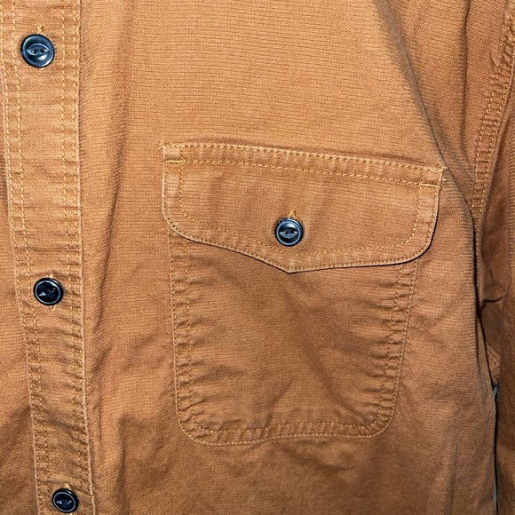 Long sleeve Men’s Button Up - Picture 7 of 8